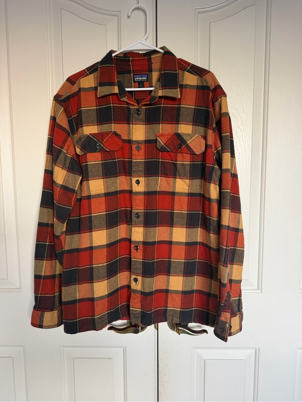 Patagonia Red Black Tan Plaid Flannel Shirt